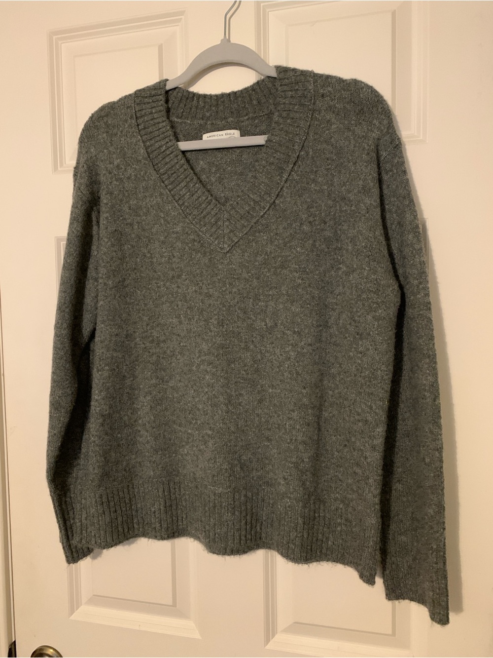 American Eagle Outfitters women’s V-Neck whoa so soft Sweater - Dark Gray